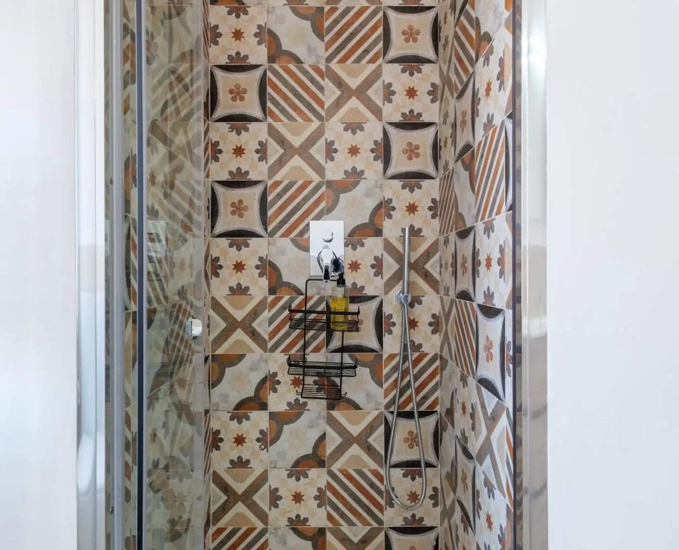 Apartment With Elevator And Private Parking Bologna