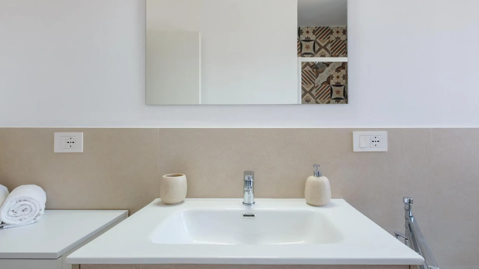 Apartment With Elevator And Private Parking Bologna
