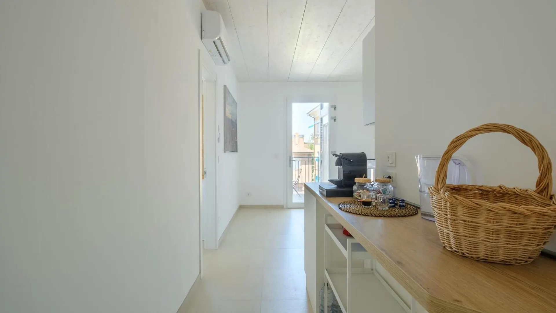 Apartment With Elevator And Private Parking Bologna