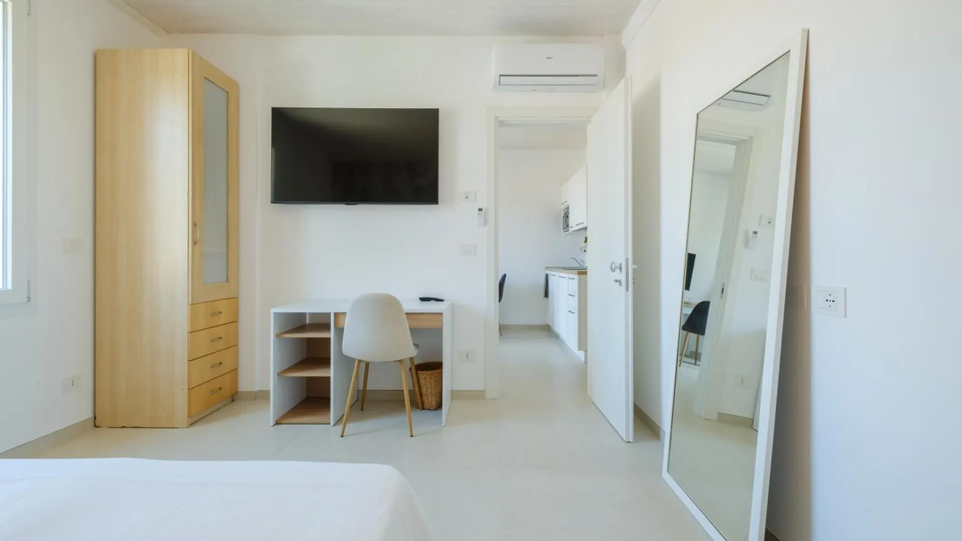 Apartment With Elevator And Private Parking Bologna Italy